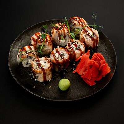 Ролл Филадельфия с угрем в Oji по цене 690 ₽