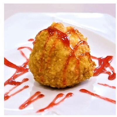 Жареное клубничное мороженое в Sushi Hai по цене 230 ₽