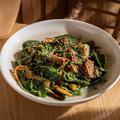 Лаззат с говяжьей вырезкой в Lali по цене 1250 ₽