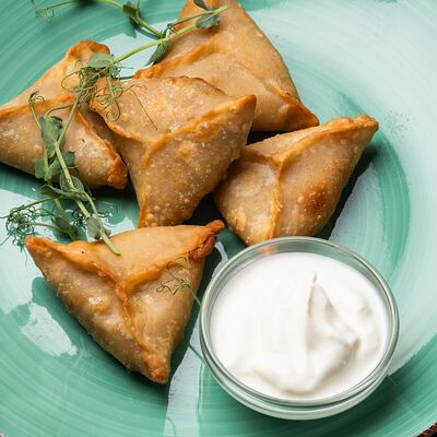 Вареник с картофелем и грибами в Ноев Ковчег по цене 450 ₽