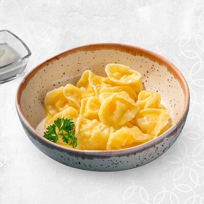 Пельмени с креветкой и сметаной в Река Море по цене 595 ₽