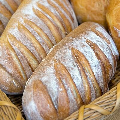 Пшеничный хлеб в Галата Bakery по цене 100 ₽