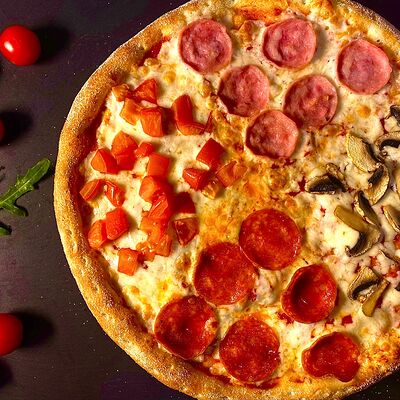 Пицца Четыре сезона в Pizza Pro по цене 559 ₽