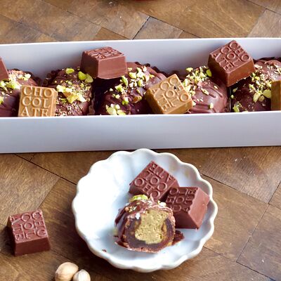 Финики в шоколаде с дубайской начинкойв Chocoton по цене 1400 ₽