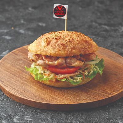 Мини-бургер Куриный окорок в YGOSLAVIA GRILL по цене 470 ₽