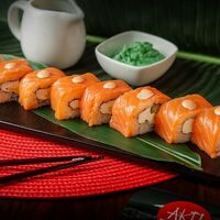 Ролл с копченым лососем Fishlux в Рыбин Гуд Sushi Premium