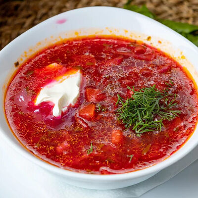 Традиционный борщ в Великолепный век по цене 320 ₽