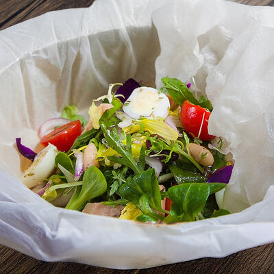 Фермерский салат с тунцом в Christian по цене 1360 ₽