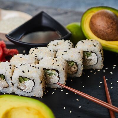 Сливочный ролл с угрем в Тайфун по цене 249