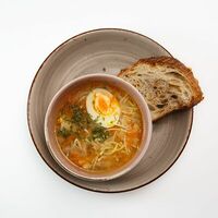 Куриный суп в White Fox Cafe