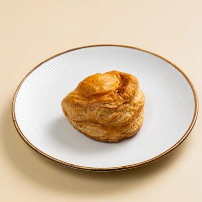 Пирожок слоеный с капустой в Север-Метрополь по цене 160 ₽