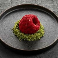 Десерт малиновый в Вода & Еда