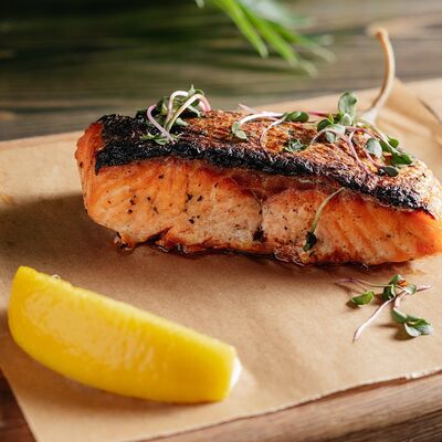 Стейк из лосося на гриле в Хочу и буду по цене 1418 ₽