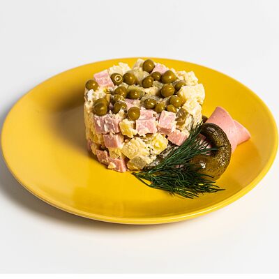 Салат Оливье в Берег по цене 465 ₽