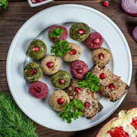 Пхалиулоба в Хинкали & Хачапури