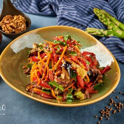 Салат острый в Чайхана Фаррух по цене 500 ₽