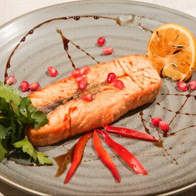 Рыба на углях Стейк из лосося в Троя по цене 1250 ₽
