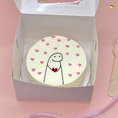 Бенто-торт с человечком и сердечками в Cosmo Сakery по цене 2300 ₽