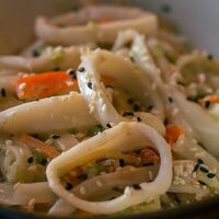 Удон с кальмаром в соусе том-кха в ЛукоСу