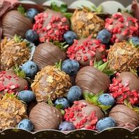 Клубника в шоколаде коробочка Gourmet Berry Bites в Mosberry