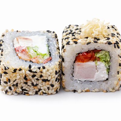 Ролл Цезарь с курицей в Bitcoin11k Халяль по цене 419 ₽