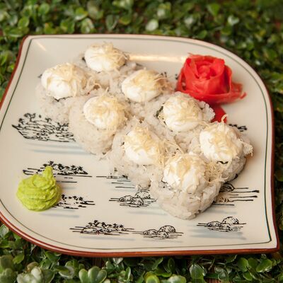 Ролл Цезарь в Сытый дракон по цене 470 ₽