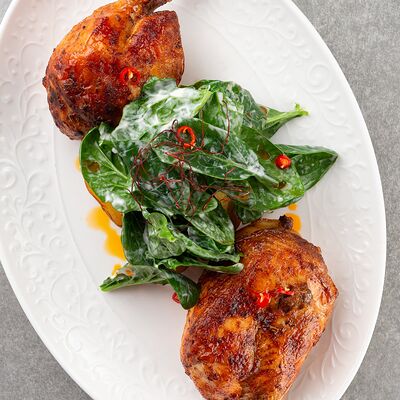 Фермерский цыпленок в ароматных травахв Hive по цене 890 ₽