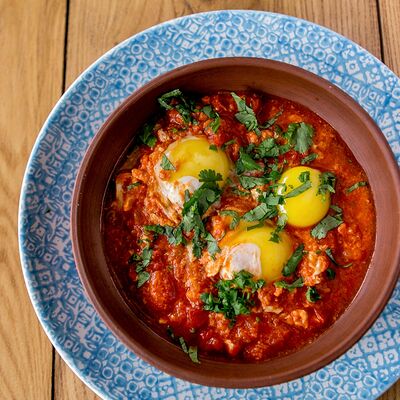 Шакшука в Мацони по цене 240
