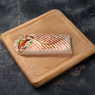 Шаурма свиная стандартная в Кухня на Углях по цене 355 ₽