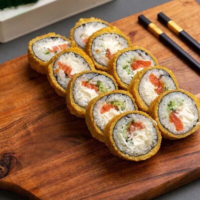 Темпура-ролл в Sushirest по цене 572 ₽