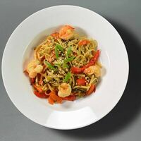 Wok с креветкой в Nosh