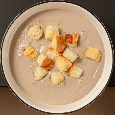 Суп пюре с лесными грибами в ЧЕТЫРЕ СЫНА по цене 550 ₽