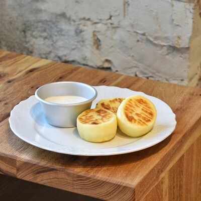 Рикоттники с греческим йогуртом в Fink Bakery по цене 390 ₽