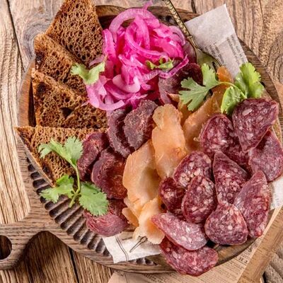 Тарелка мясная в Дубинин по цене 770 ₽