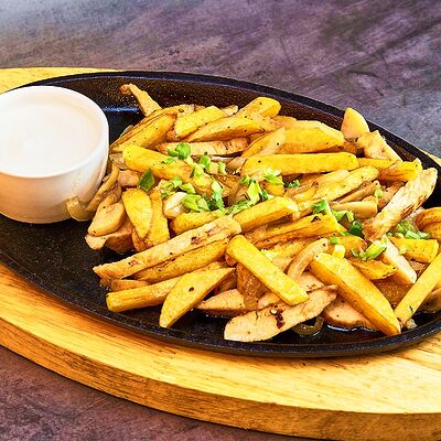 Жареха по-деревенски в Heroes по цене 490 ₽