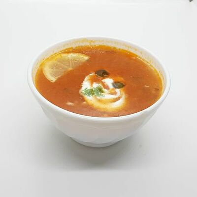 Солянка мясная в Братик Томатик по цене 349 ₽