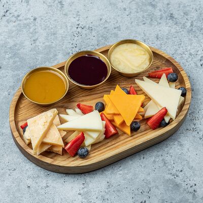 Фермерские сыры в Сказка по цене 790 ₽