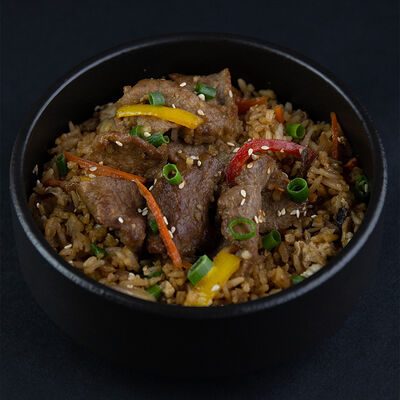 Рис с говядиной в Pho Tom по цене 410 ₽