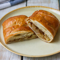 Даниш с яблоками в Пекарня Мишеля