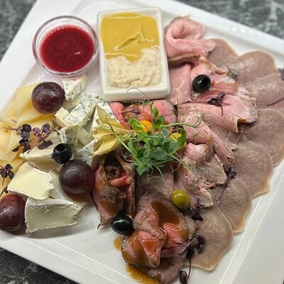 Мясные деликатесы в Вельвет по цене 600 ₽