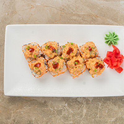 Ролл с тартаром из лосося в Бали по цене 530 ₽