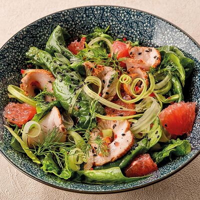 Салат с индейкой в Чиполучо по цене 380