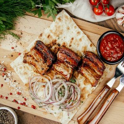 Свиные ребра в Shashlik-Mashlik по цене 540 ₽