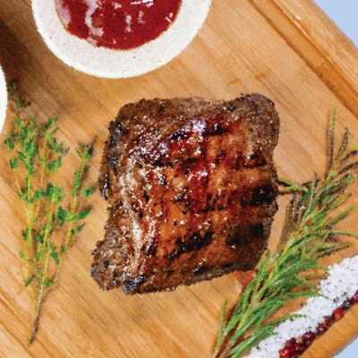 Стейк Медальон из мраморной говядины в Тальятелло по цене 1700 ₽