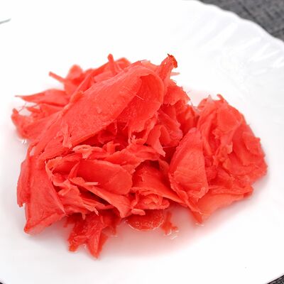 Имбирь маринованный в Чёрный и белый по цене 81 ₽