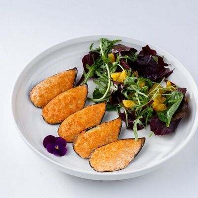 Мидии запеченные в Japengo cafe по цене 610 ₽