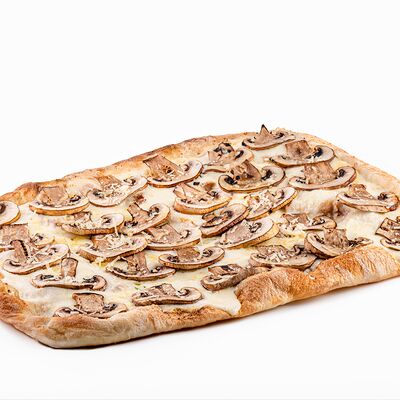 Римская пицца с грибамив Osteria Basilico по цене 1045 ₽