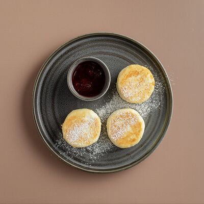 Сырники с топпингом в Coffeeshop Company по цене 500 ₽