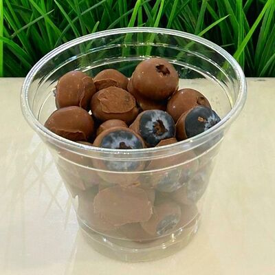 Голубика в шоколаде в Deliberry по цене 990 ₽