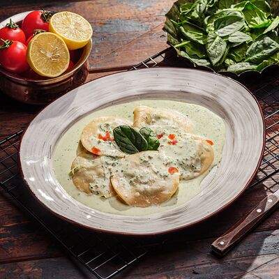 Равиоли со шпинатом и сыром рикотта в Пельмения по цене 778 ₽